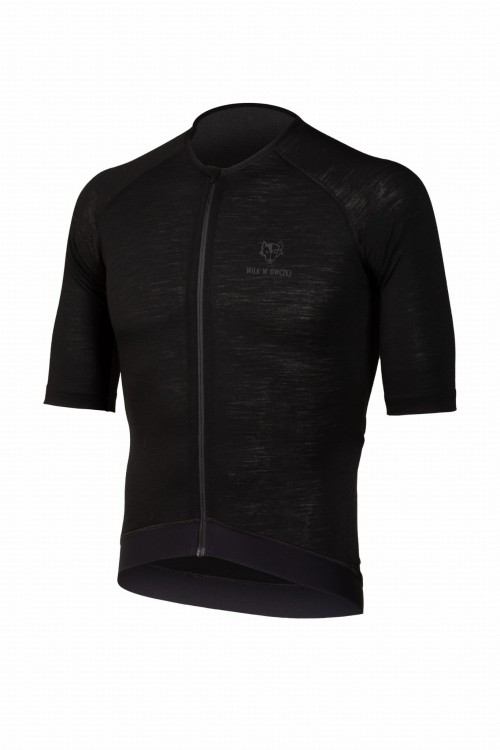 męska-letnia-koszulka-kolarska-merino-Lajka-Ultralight-czarna1n-wilk-w-owczej.jpg