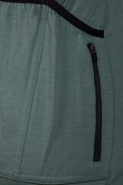 damska-koszulka-rowerowa-merino-Malamute-2.0-LS-bziel5-wilk-w-owczej.jpg