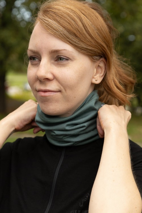 chusta-komin-merino-wilk-w-owczej-sesja1.jpg